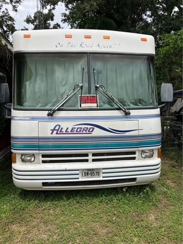 1999 Tiffin Motorhomes Allegro