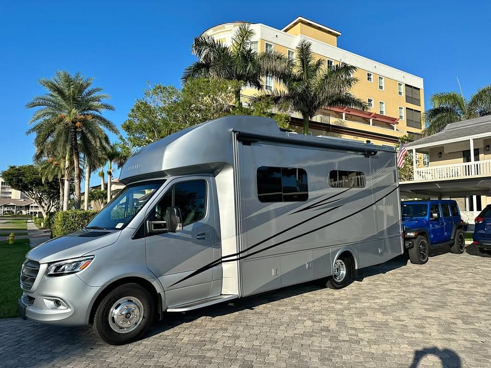 2023 Tiffin Wayfarer 25RW