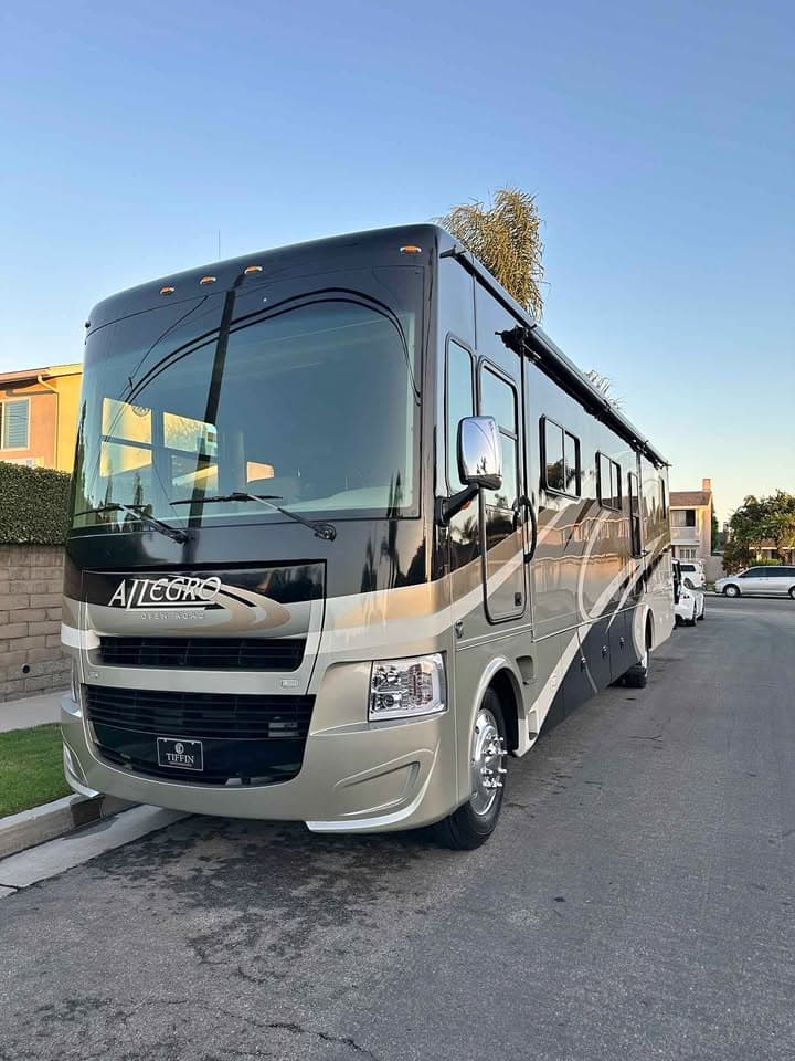 2015 Tiffin Motorhomes Allegro Open Road
