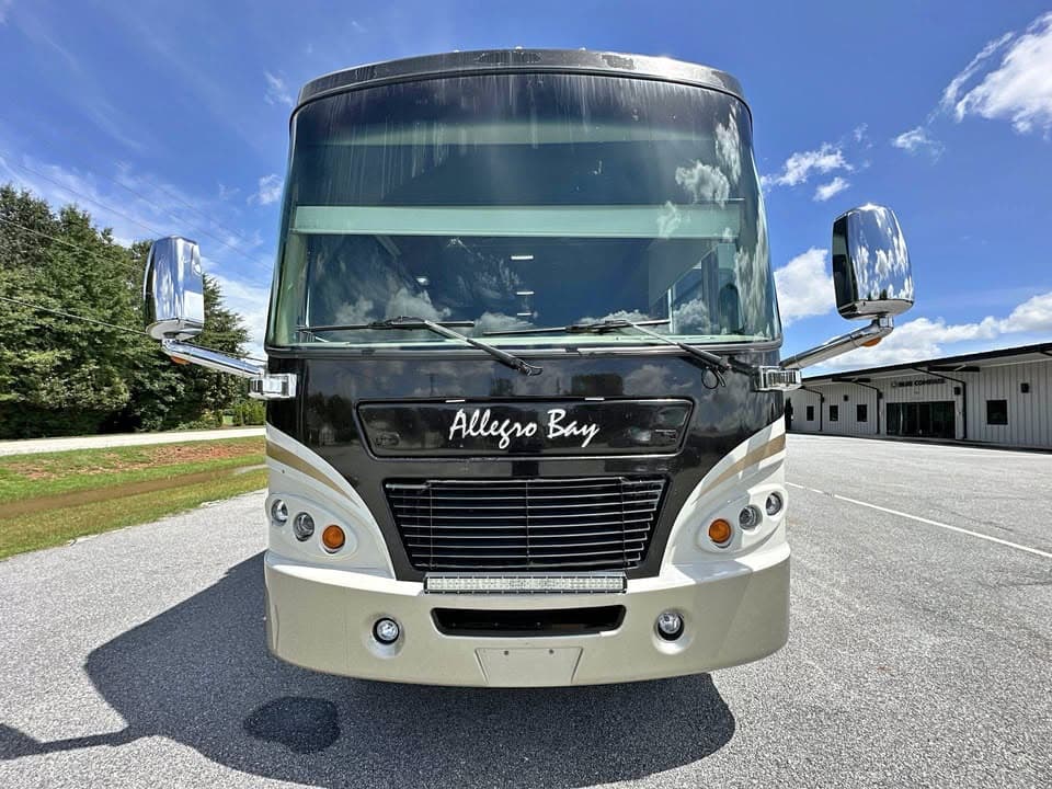 2009 Tiffin Motorhomes Allegro